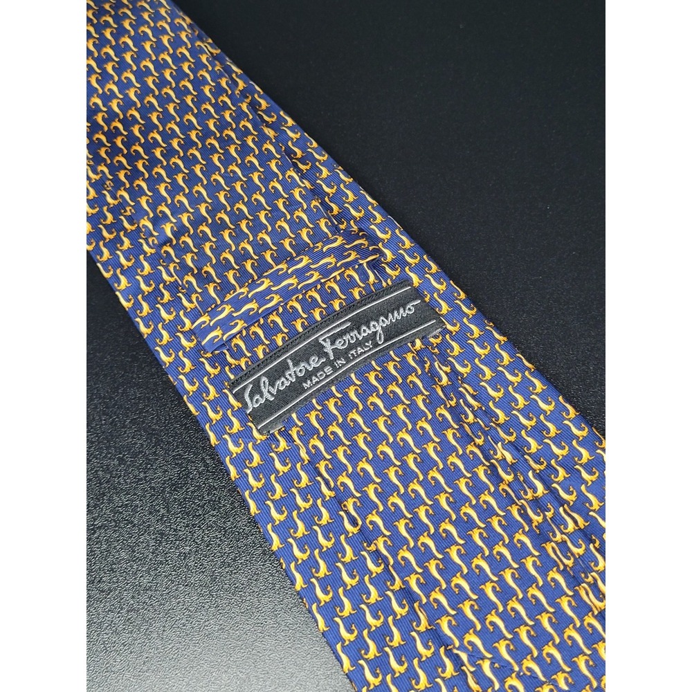 Salvatore Ferragamo Mens Silk Tie Blue Yellow Animal Motif Made in Italy